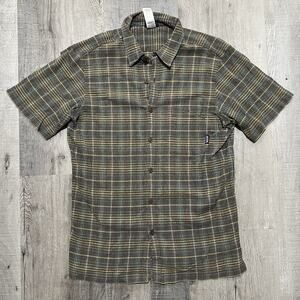 Patagonia Shirt Puckerware Button Up Seersucker SS Green Plaid Outdoor Men's L